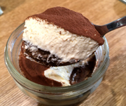 テイラミスケーキ